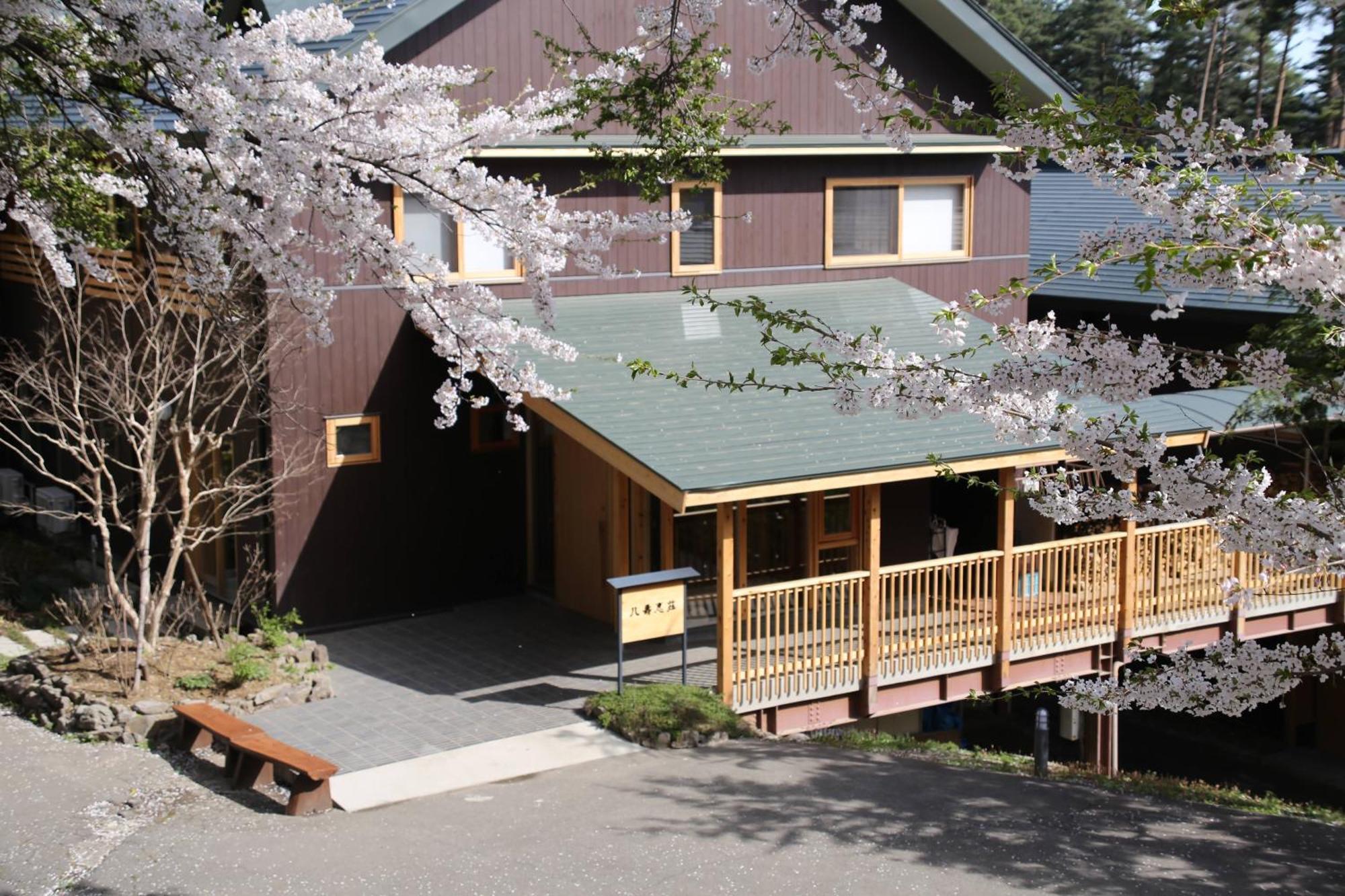 Yasuesou Hotel Ikeda  Exterior photo